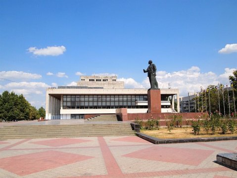 2-к квартира, 5/5 эт., 45м²