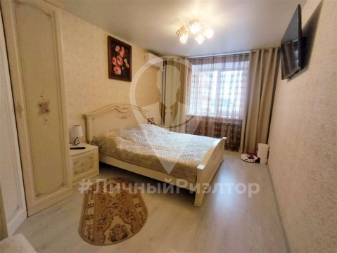 2-к квартира, 4/15 эт., 56м²