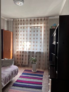 4-к квартира, 8/10 эт., 82м²