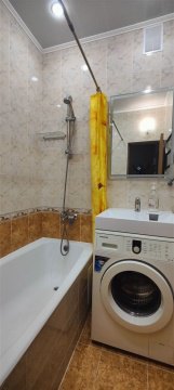 1-к квартира, 4/14 эт., 55м²
