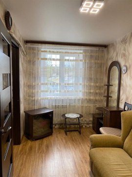 3-к квартира, 3/3 эт., 65м²