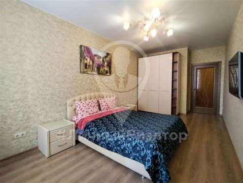 2-к квартира, 4/13 эт., 71м²