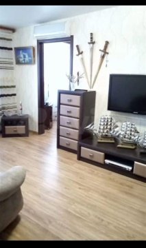3-к квартира, 3/3 эт., 65м²