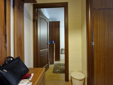2-к квартира, 2/9 эт., 42м²