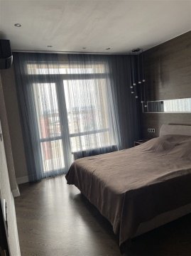 2-к квартира, 17/17 эт., 52м²