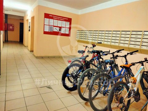 2-к квартира, 4/13 эт., 71м²