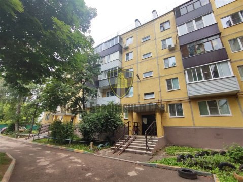 2-к квартира, 1/5 эт., 40м²