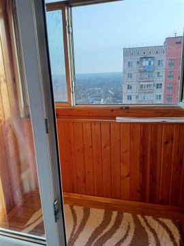 2-к квартира, 8/9 эт., 50м²