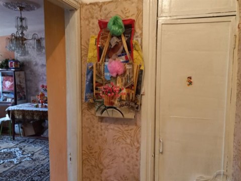2-к квартира, 5/5 эт., 45м²