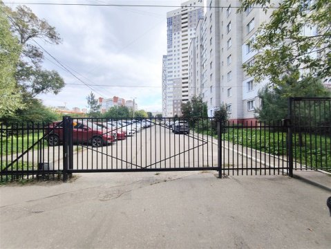 2-к квартира, 1/10 эт., 71м²