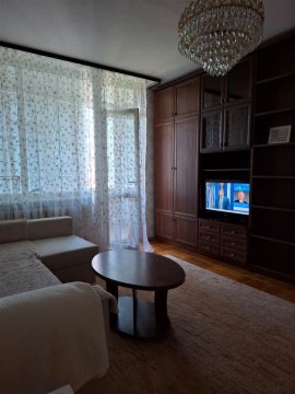 2-к квартира, 7/12 эт., 60м²