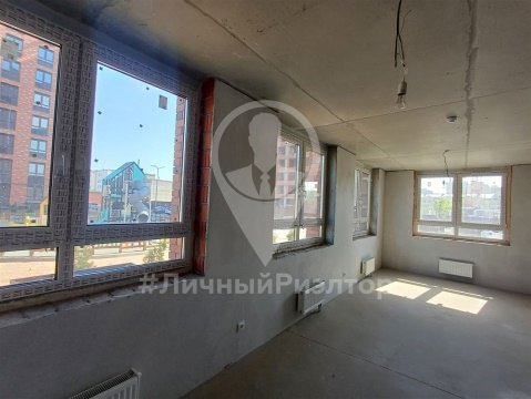 3-к квартира, 1/10 эт., 84м²