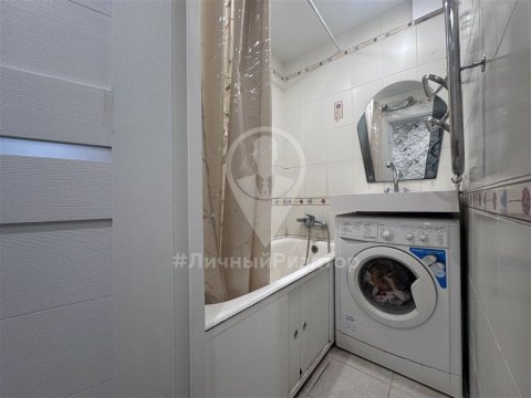 3-к квартира, 1/9 эт., 61м²