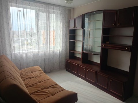 1-к квартира, 4/25 эт., 42м²
