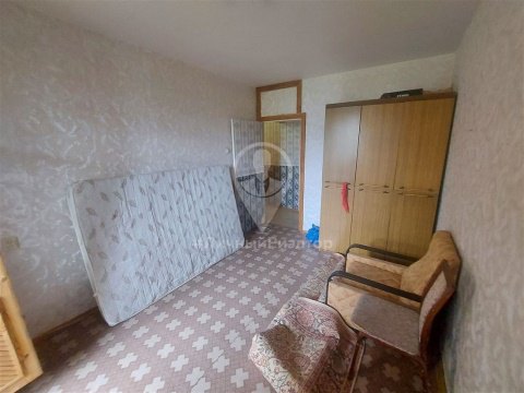 2-к квартира, 4/10 эт., 50м²