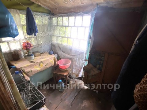 Дом 15м², участок 17 сот.