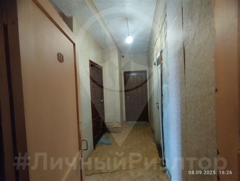 Комната в 4-к квартире, 3/4 эт., 35м²