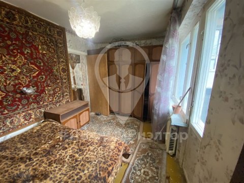 3-к квартира, 4/5 эт., 52м²