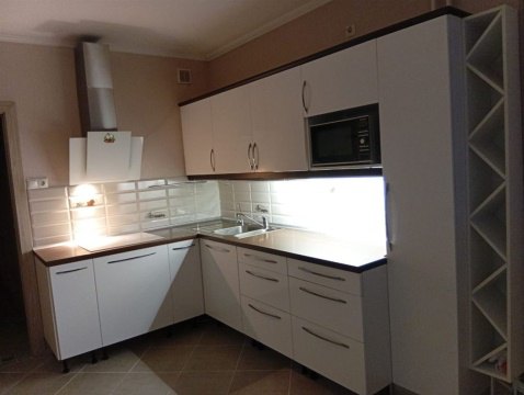 2-к квартира, 5/17 эт., 64м²