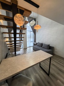 2-к квартира, 4/5 эт., 42м²