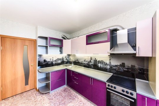 2-к квартира, 10/17 эт., 52м²