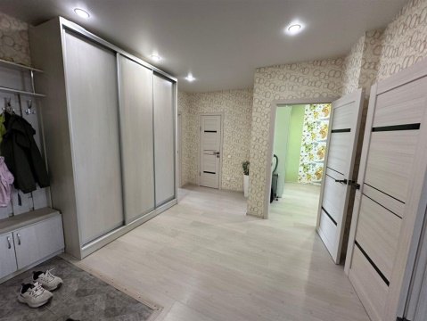 3-к квартира, 9/12 эт., 80м²
