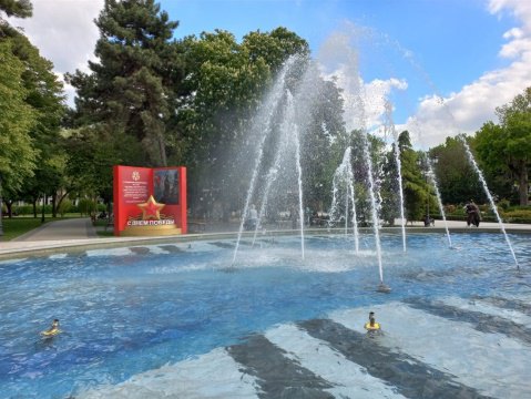 2-к квартира, 5/5 эт., 45м²