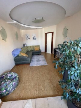 2-к квартира, 2/2 эт., 53м²