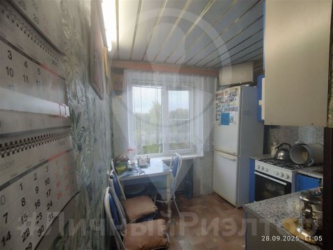 3-к квартира, 5/5 эт., 52м²