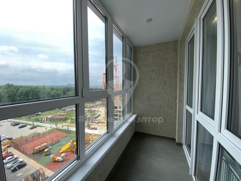 1-к квартира, 10/17 эт., 50м²