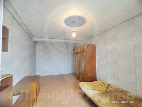 Комната в 4-к квартире, 3/4 эт., 35м²