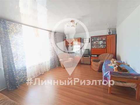 Дом 200м², участок 18 сот.