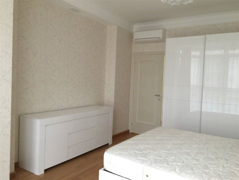 3-к квартира, 9/15 эт., 100м²