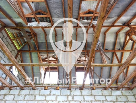 Дом 130м², участок 3 сот.