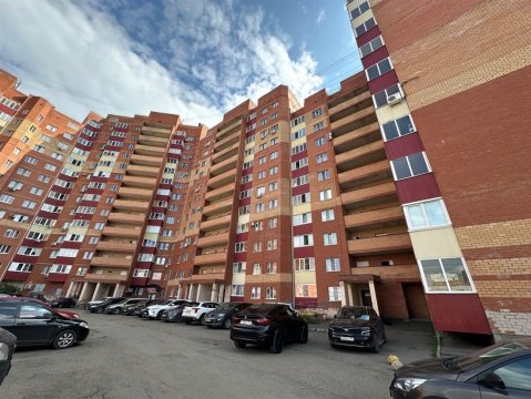 3-к квартира, 9/12 эт., 80м²