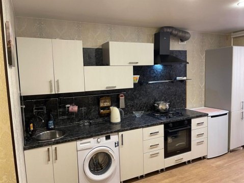 1-к квартира, 1/10 эт., 21м²