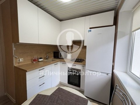 3-к квартира, 5/5 эт., 58м²