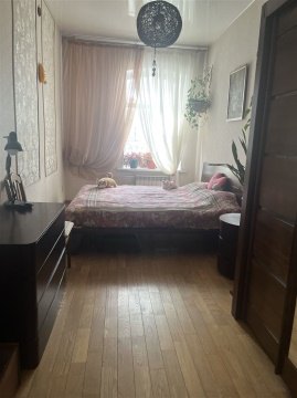 2-к квартира, 4/5 эт., 60м²