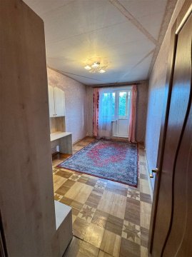 2-к квартира, 4/14 эт., 52м²