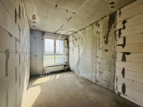 4-к квартира, 1/18 эт., 84м²