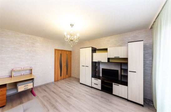 2-к квартира, 10/17 эт., 52м²