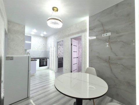 2-к квартира, 6/24 эт., 43м²