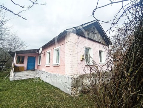 Дом 55м², участок 8 сот.