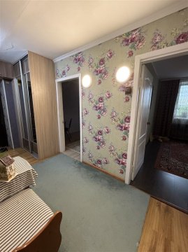 3-к квартира, 4/5 эт., 60м²