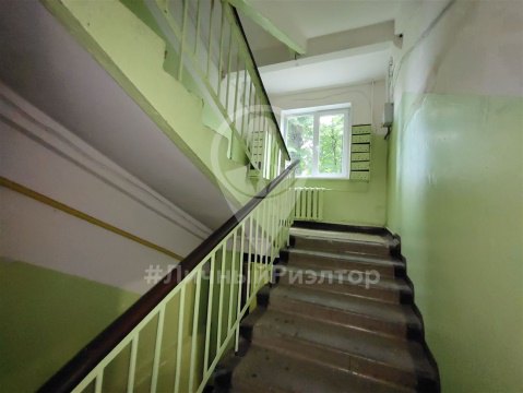 2-к квартира, 2/4 эт., 46м²