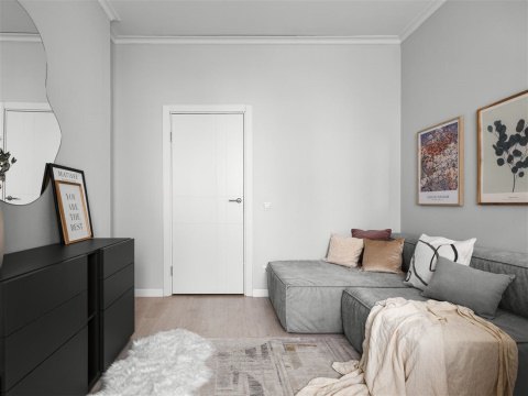 2-к квартира, 3/33 эт., 65м²