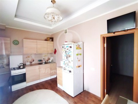 3-к квартира, 8/10 эт., 96м²