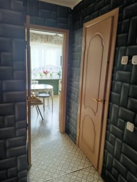 2-к квартира, 8/9 эт., 50м²
