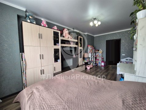 1-к квартира, 7/17 эт., 42м²