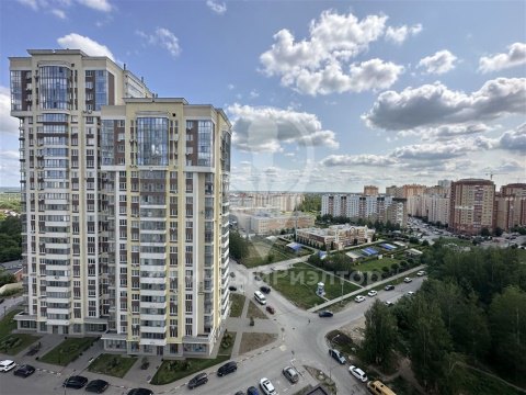 2-к квартира, 13/23 эт., 63м²